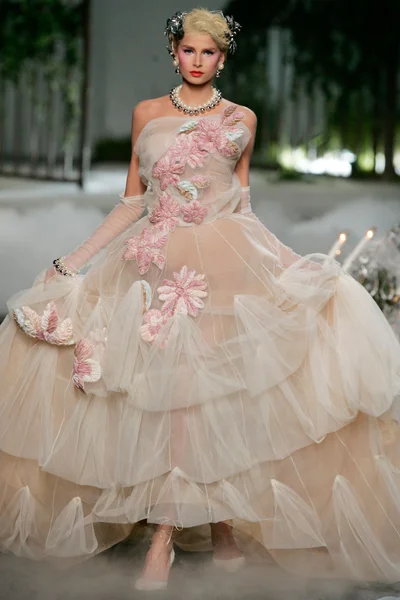 Look 29